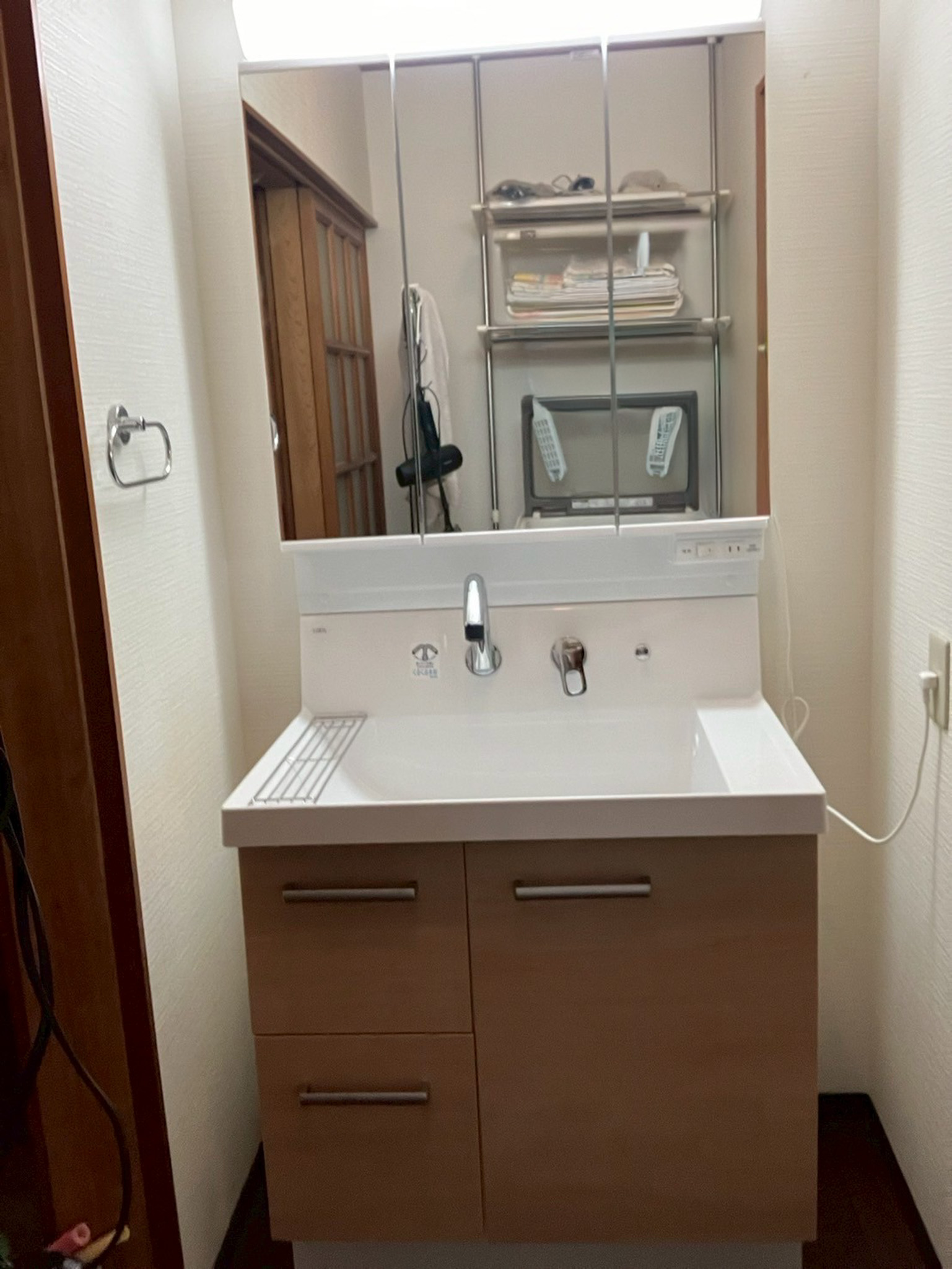 島田市　洗面化粧台の交換・修理